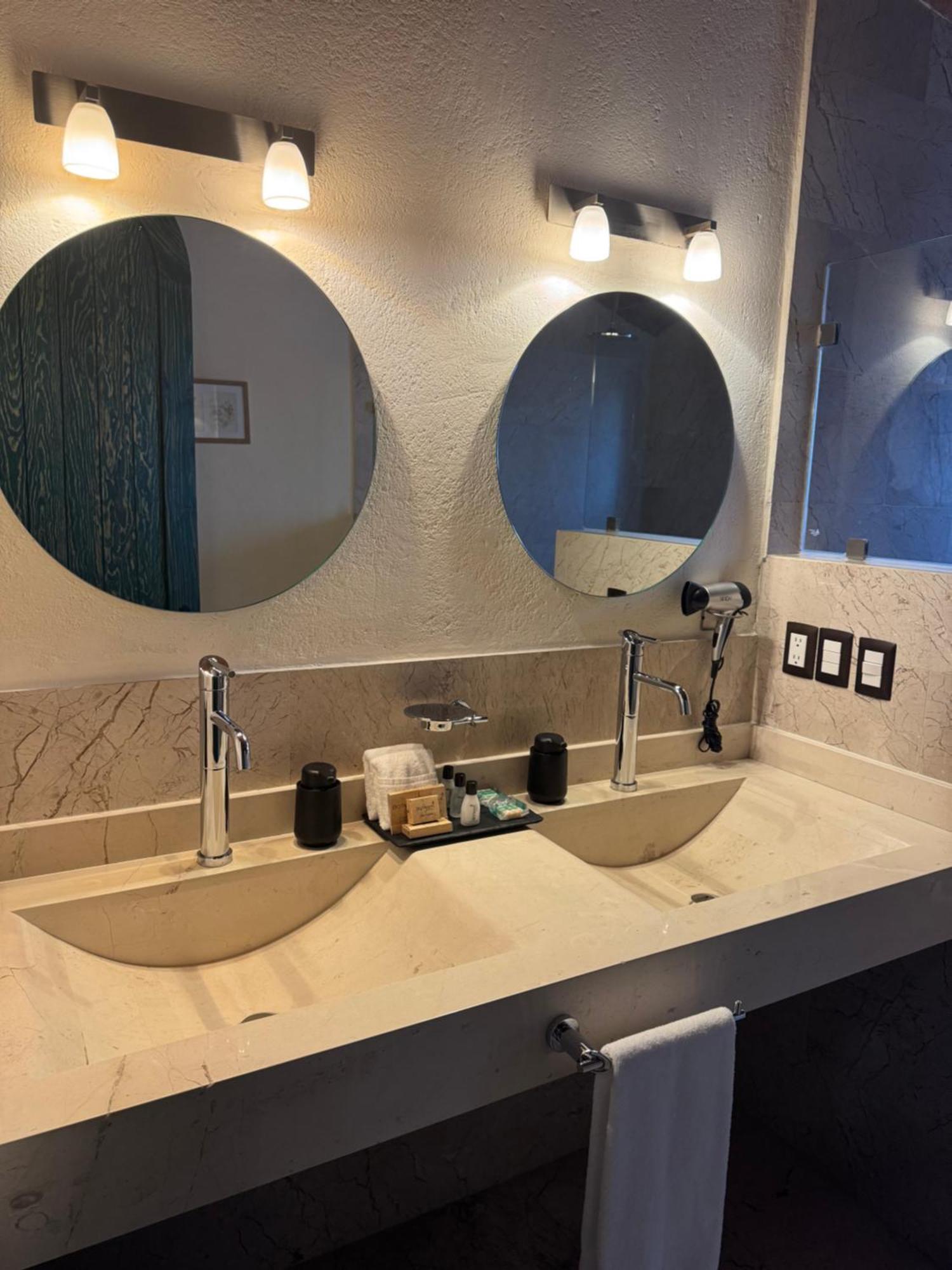 Porta Paradiso Valquirico, Albergo Boutique Santeagueda Eksteriør billede